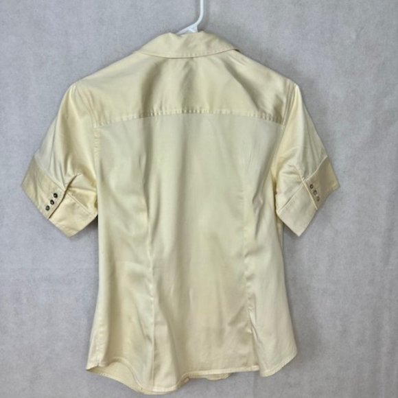 Van Heusen Women's Cream Short Sleeve Blouse - Picture 7 of 7